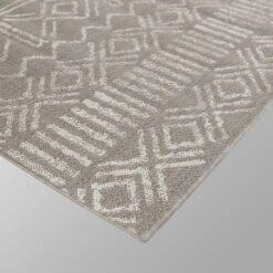 Outdoor Rug Global Block - Opalhouse™ -Opalhouse Shop GUEST 51f20f12 c6e3 45cd a705 022d1c73c20b